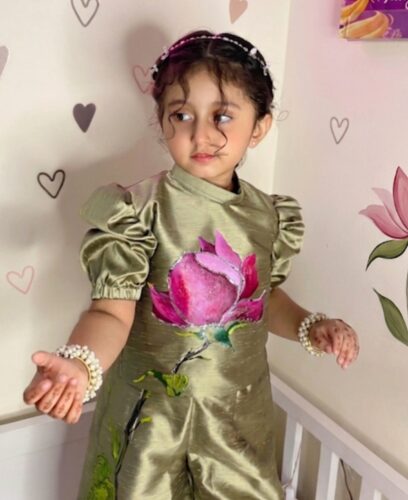 میری گلِ پری🌷   hand-painted girls coord set photo review