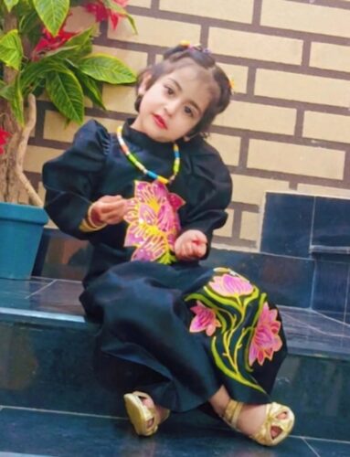 ہمارے گھر کا پھول          🌸 Hand Painted Girls Coord Set photo review