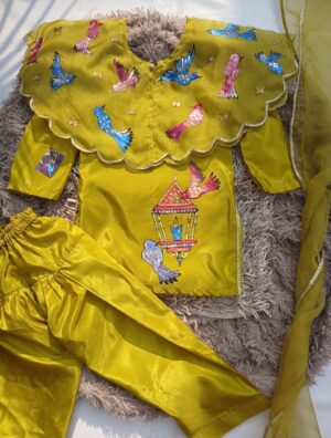 چڑیا رانی — Queen Bird | Handpainted Mustard 4-Piece Suit (Cape, Shirt, Plazo, Dupatta)